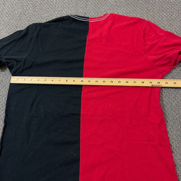 True Religion Shirt Mens Size Large L Black Red Short Sleeve T Tee Pullover Flaw - Picture 9 of 11
